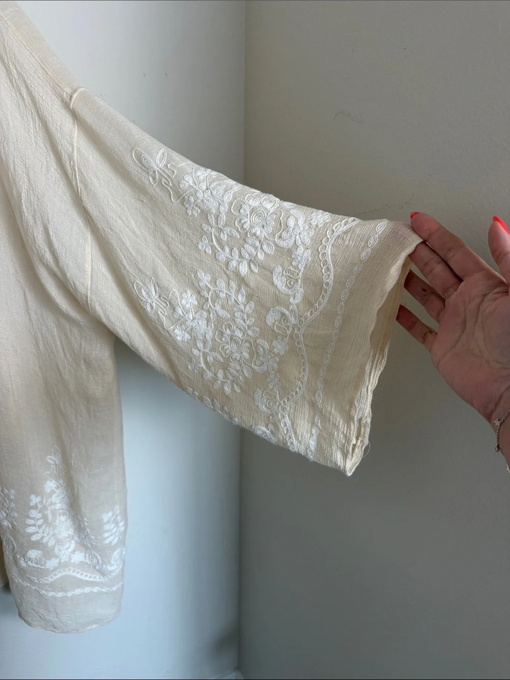 Raj Imports Mimi Floral Cream White Embroidered Kimono Beach Cover Up One Size